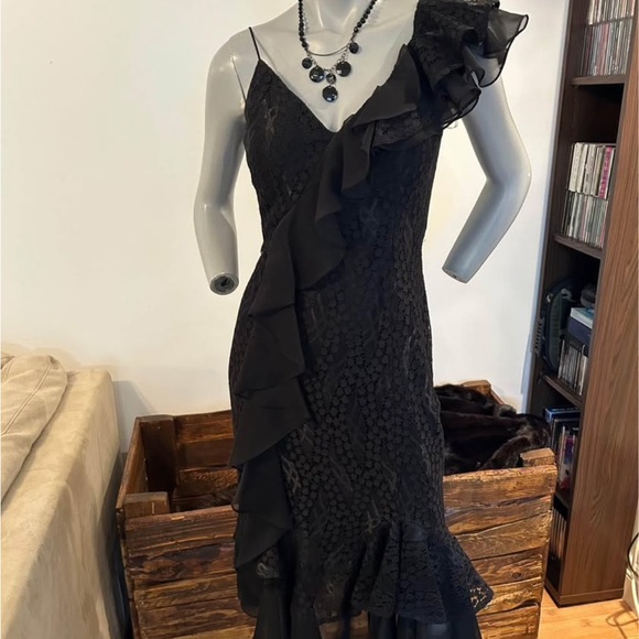 Black Ruffled and Lace Cocktail Dress - Picture 5 of 10